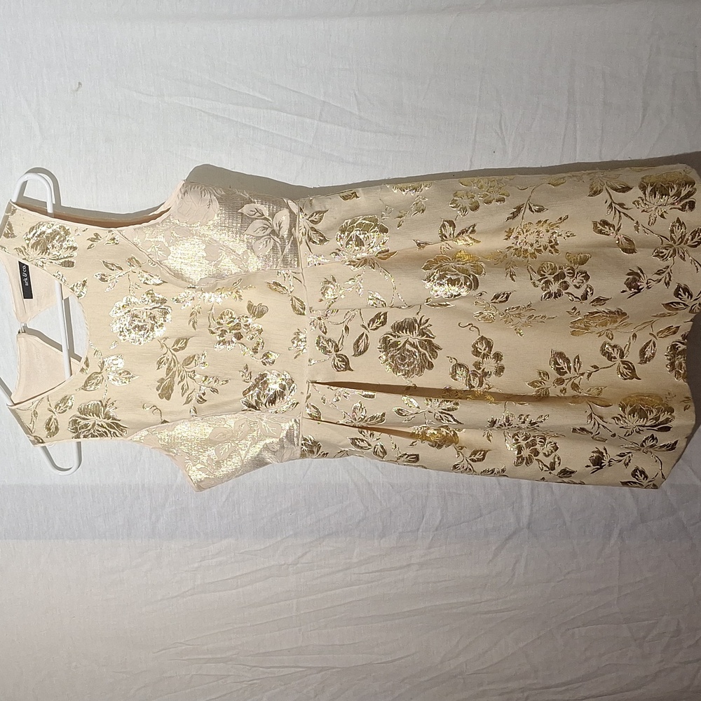 3/$20--Gold Metallic Mini Dress, Floral Rose, Ark & Co. Sz 8, NWOT - Picture 6 of 15